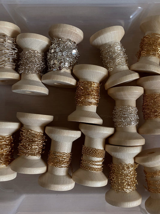 mobile permanent jewelry, display of chains